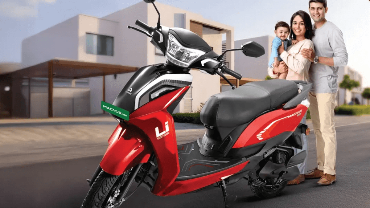 ⚡ ₹84,900 में आया दमदार Electric Scooter - Ampere Magnus EX, 3 साल की वारंटी और 100+ KM की रेंज!