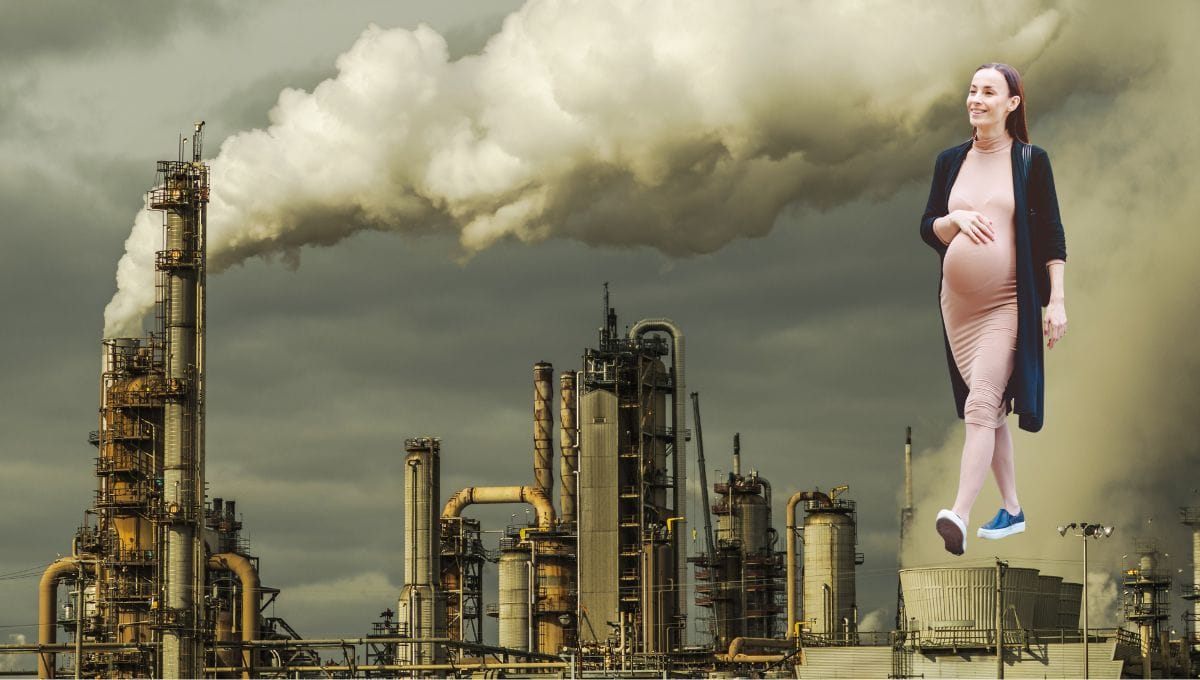 प्रेग्नेंट महिला मास्क पहनकर प्रदूषण से बचती हुई | Pregnant woman wearing mask to protect from air pollution