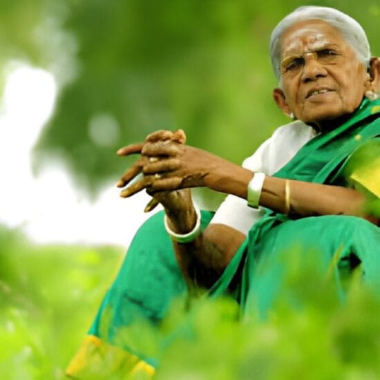 “Saalumarada Thimmakka planting trees – Indian environmental activist creating a green legacy”
